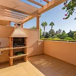 Sunny House With Jacuzzi And Pool By Hostwise *
