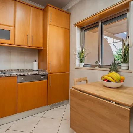 Sunny House With Jacuzzi And Pool By Hostwise Hébergement de vacances Albufeira