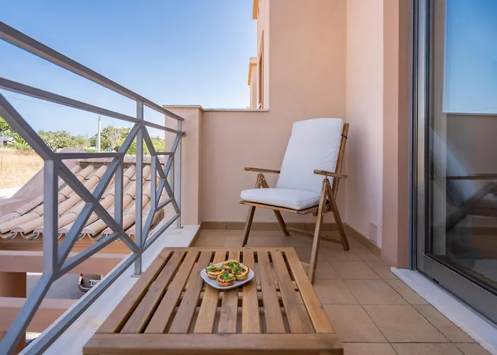 Sunny House With Jacuzzi And Pool By Hostwise * Albufeira